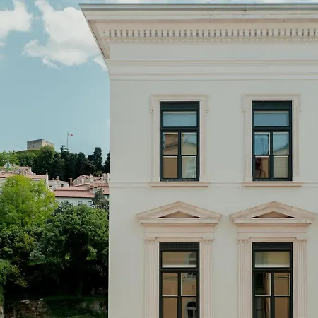 The Queen's Bridge X4 Piazza Unita 2 公寓 *